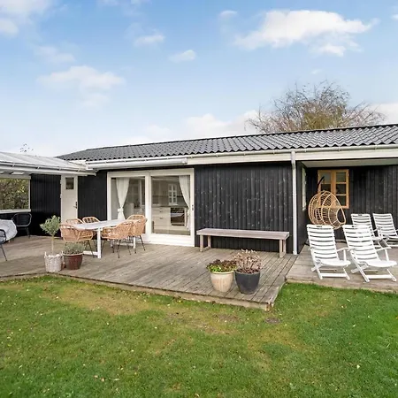 Lovely In With Wifi Holiday home *