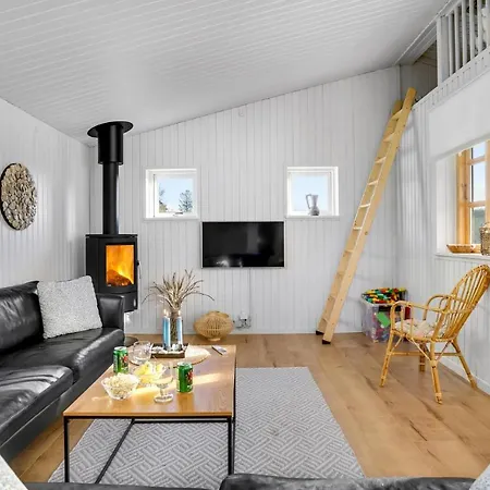 Lovely Home In Otterup With Wifi *