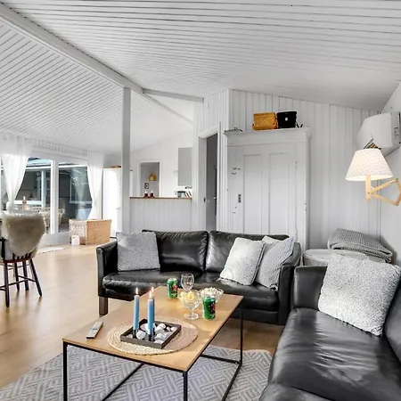 Lovely Home In Otterup With Wifi *