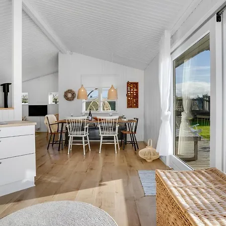 펜션 A Stunning In With 3 Bedrooms And Wifi *